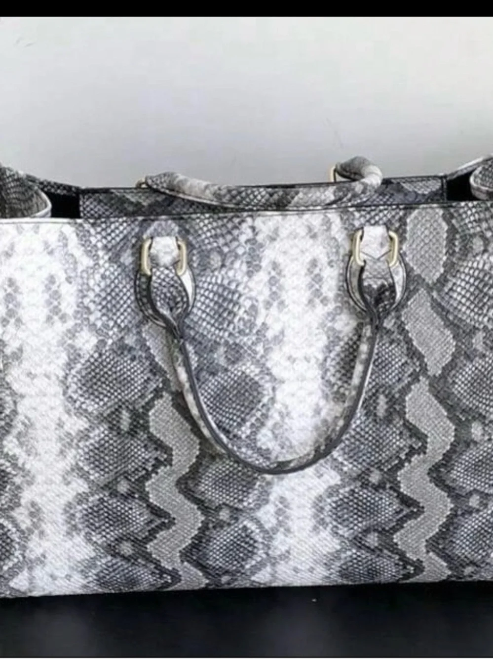 SHEIN Gray and Black Faux Snake-Print Tote
